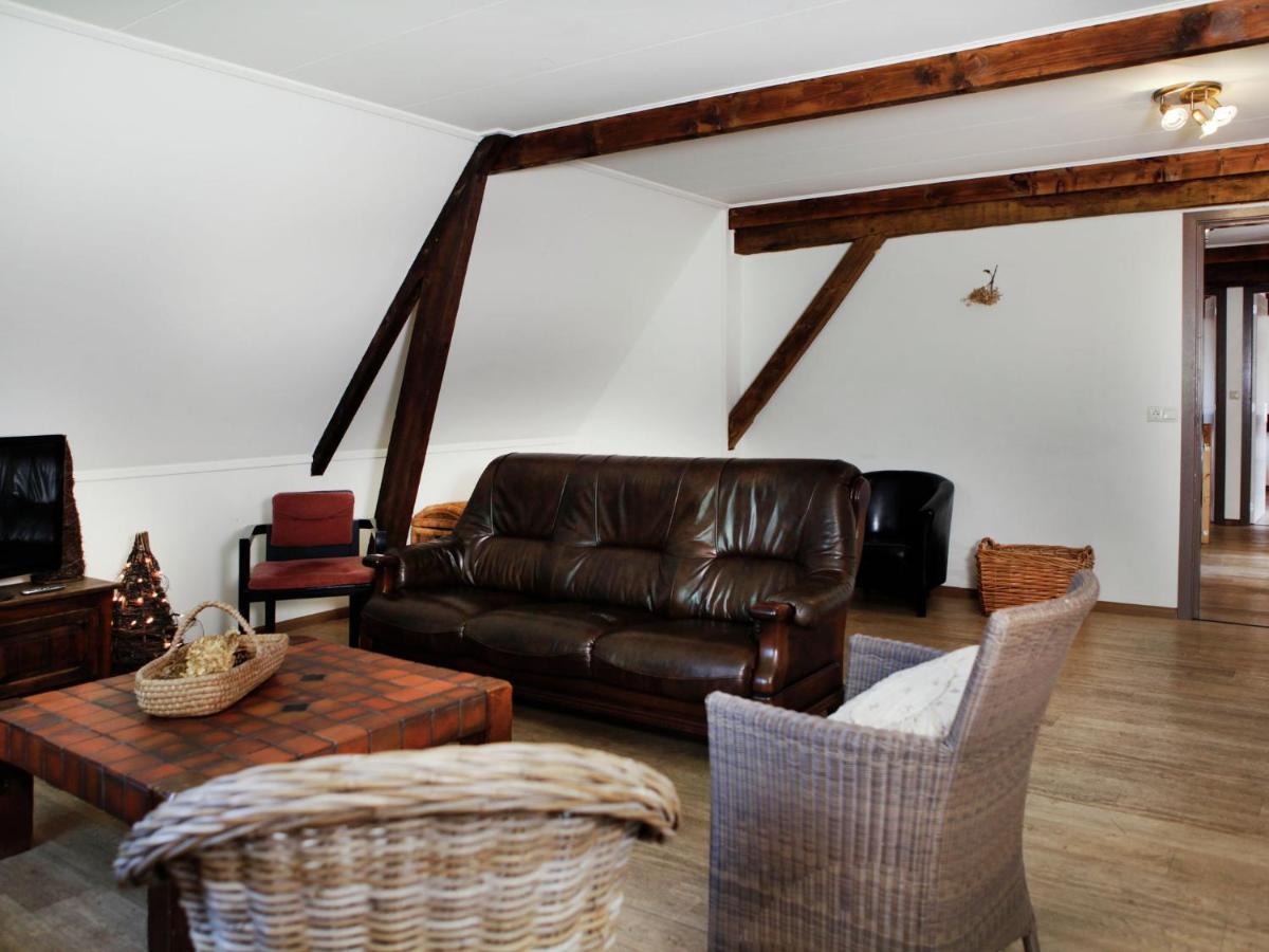 Spacious In With Private Terrace Vakantiehuis Eede