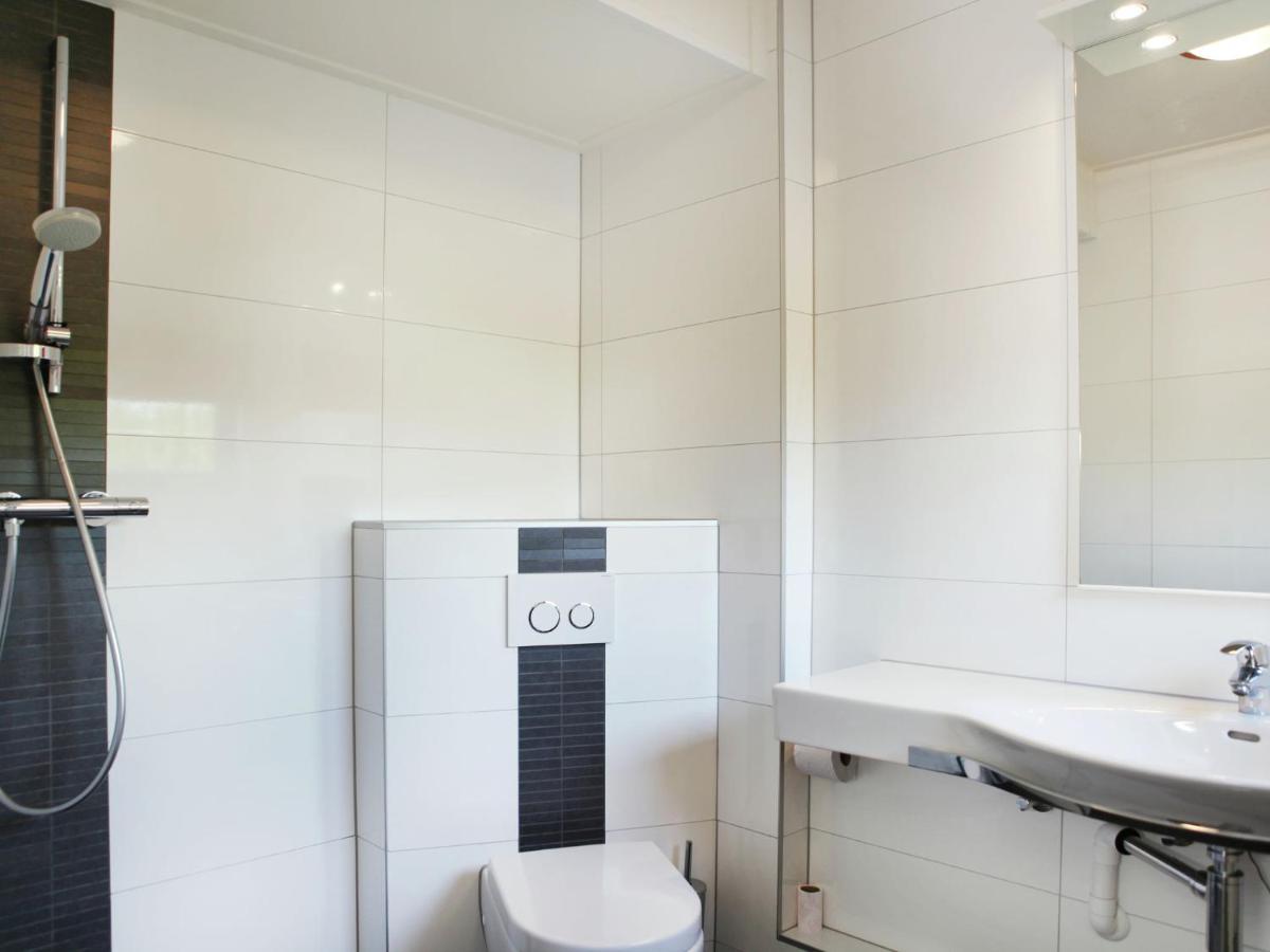 Spacious In With Private Terrace *